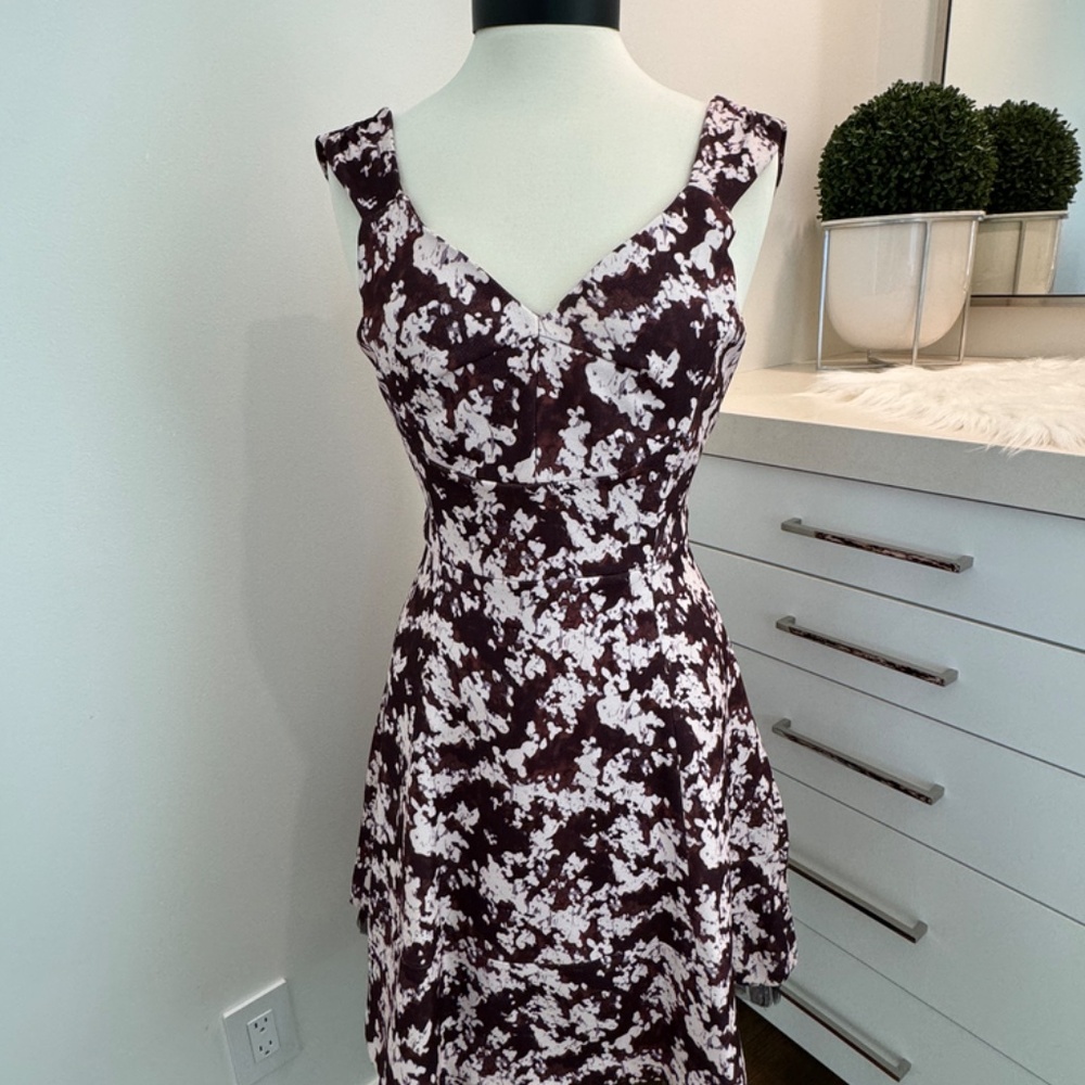 Burgundy & Cream McGinn Dress - Size 4 - Picture 9 of 9